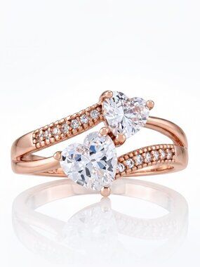 Double heart ring, 18k Rosegold finish From the Charmed Aroma